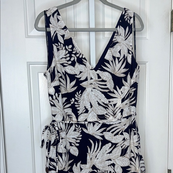 Vince Camuto Purple and White Tropical Wrap High-Low Dress New With Tag Size 14 - Picture 5 of 15